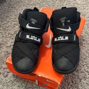 Nike Kids Black and Silver Sneakers